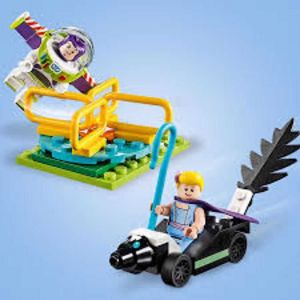 Blocos de Montar Toys Story 4 A Aventura No Playground de Buzz e Bo Peep - Lego